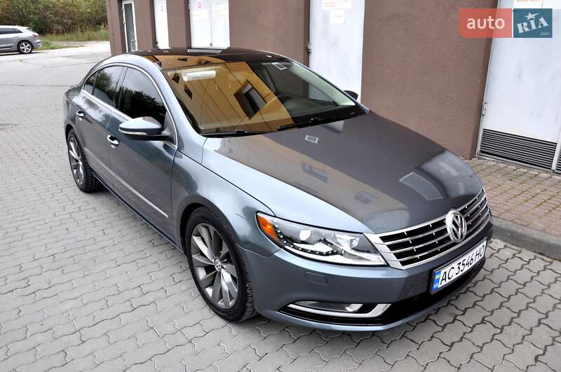 Купе Volkswagen CC / Passat CC 2013 в Львове