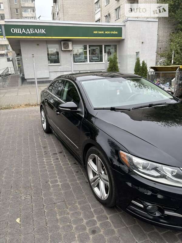Купе Volkswagen CC / Passat CC 2013 в Львові
