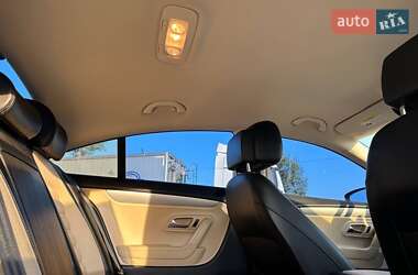Купе Volkswagen CC / Passat CC 2013 в 