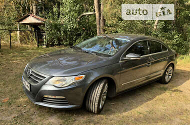 Купе Volkswagen CC / Passat CC 2011 в Киеве