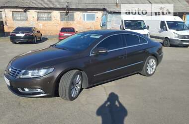 Купе Volkswagen CC / Passat CC 2013 в Киеве