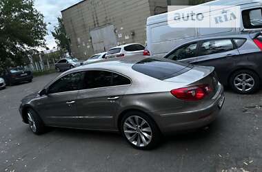 Купе Volkswagen CC / Passat CC 2010 в Киеве