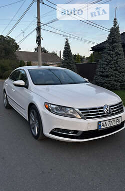 Купе Volkswagen CC / Passat CC 2012 в Умани