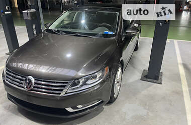 Купе Volkswagen CC / Passat CC 2012 в Львове