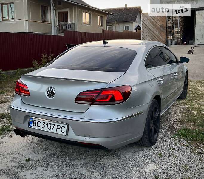Купе Volkswagen CC / Passat CC 2012 в Івано-Франківську
