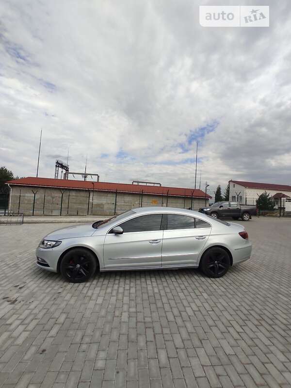 Купе Volkswagen CC / Passat CC 2012 в Івано-Франківську