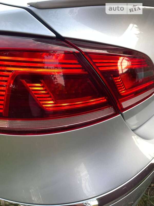 Купе Volkswagen CC / Passat CC 2012 в Івано-Франківську