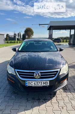 Купе Volkswagen CC / Passat CC 2011 в Львове