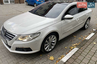 Купе Volkswagen CC / Passat CC 2010 в Львові