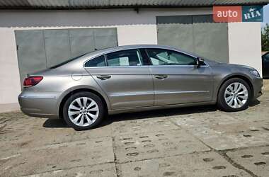 Купе Volkswagen CC / Passat CC 2012 в 