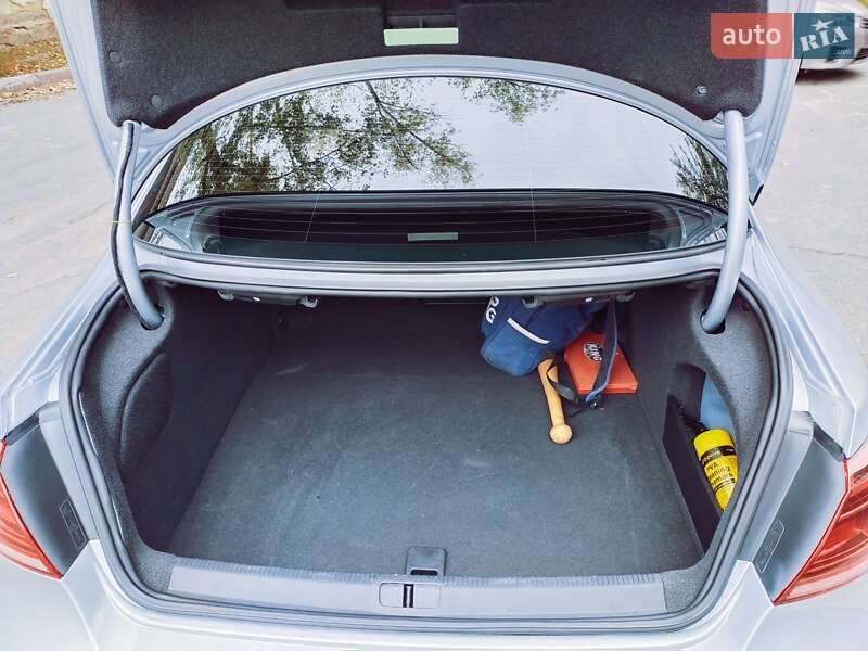 Купе Volkswagen CC / Passat CC 2012 в Кропивницком