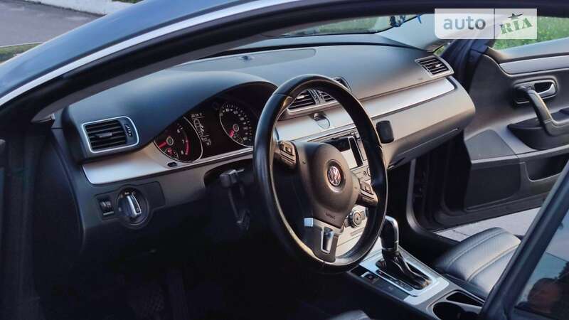 Купе Volkswagen CC / Passat CC 2012 в Полтаві