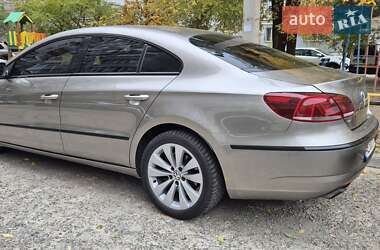 Купе Volkswagen CC / Passat CC 2012 в Днепре