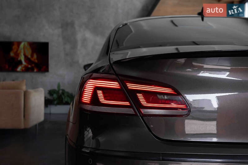 Купе Volkswagen CC / Passat CC 2013 в Бурыни