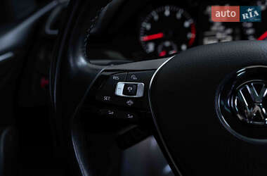 Купе Volkswagen CC / Passat CC 2013 в 