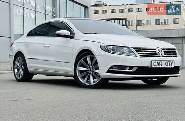 Купе Volkswagen CC / Passat CC 2013 в Киеве