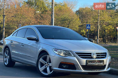 Купе Volkswagen CC / Passat CC 2011 в Миколаєві
