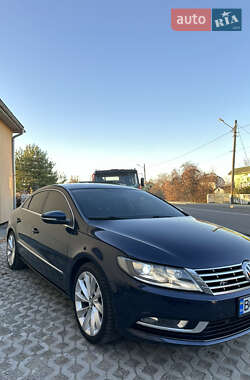 Купе Volkswagen CC / Passat CC 2013 в Львові