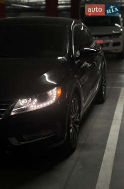 Купе Volkswagen CC / Passat CC 2012 в 