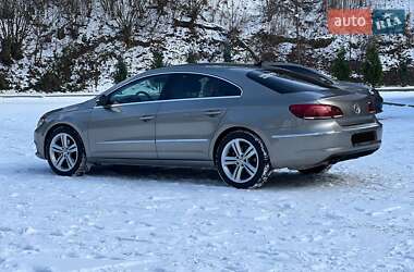 Купе Volkswagen CC / Passat CC 2012 в Сваляві