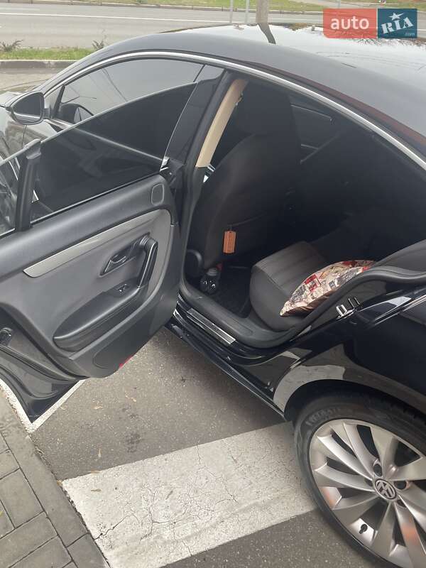 Купе Volkswagen CC / Passat CC 2010 в Харькове