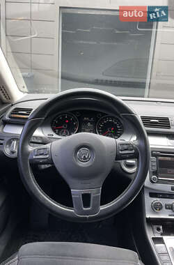 Купе Volkswagen CC / Passat CC 2012 в Ирпене