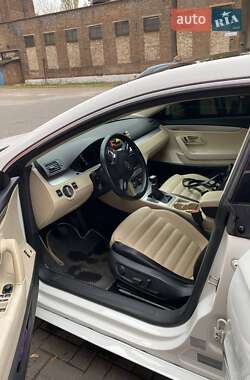 Купе Volkswagen CC / Passat CC 2010 в 