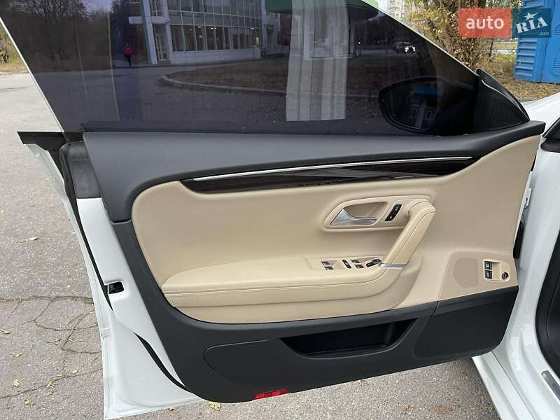 Купе Volkswagen CC / Passat CC 2016 в Харькове