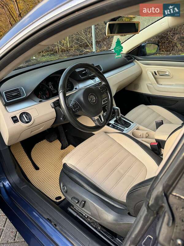 Купе Volkswagen CC / Passat CC 2011 в Харькове