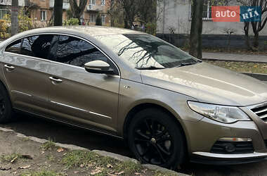 Купе Volkswagen CC / Passat CC 2011 в Львове