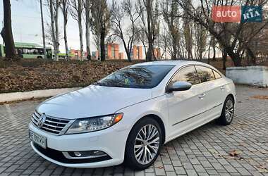 Купе Volkswagen CC / Passat CC 2012 в Дніпрі