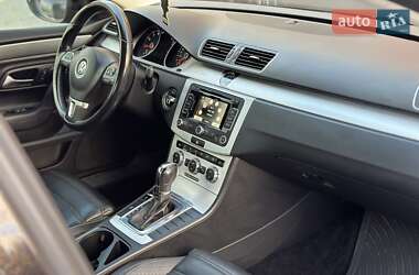 Купе Volkswagen CC / Passat CC 2013 в Львове