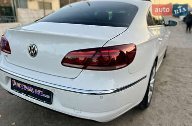 Купе Volkswagen CC / Passat CC 2012 в Киеве