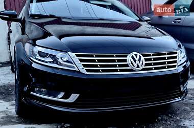 Купе Volkswagen CC / Passat CC 2012 в Черновцах