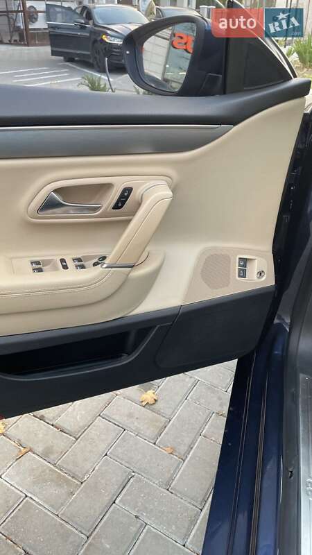 Купе Volkswagen CC / Passat CC 2012 в Одессе