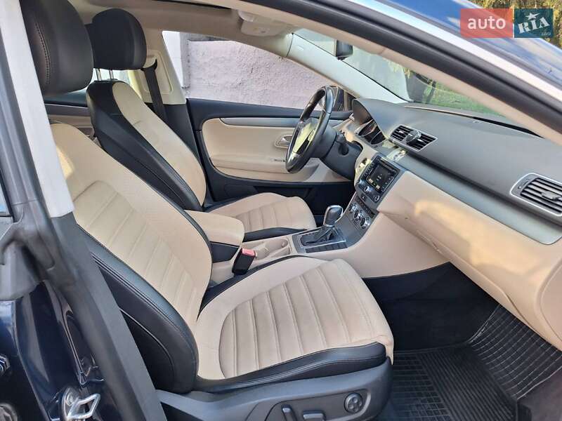 Купе Volkswagen CC / Passat CC 2012 в Одессе