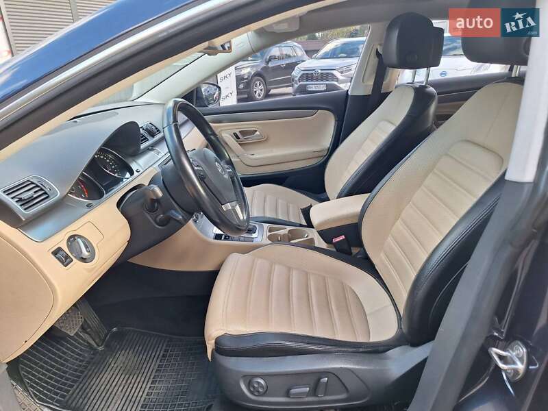 Купе Volkswagen CC / Passat CC 2012 в Одессе