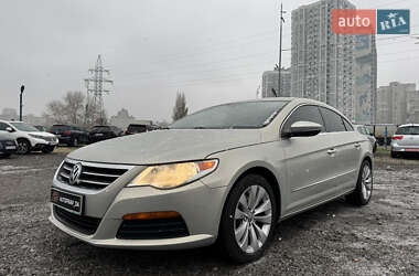 Купе Volkswagen CC / Passat CC 2010 в Киеве