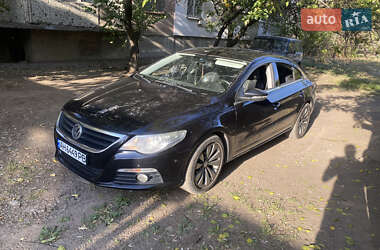 Купе Volkswagen CC / Passat CC 2009 в Слов'янську