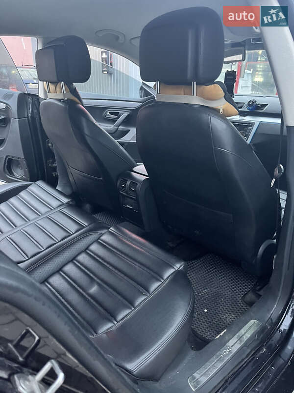 Купе Volkswagen CC / Passat CC 2012 в Сумах
