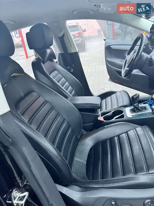 Купе Volkswagen CC / Passat CC 2012 в Сумах
