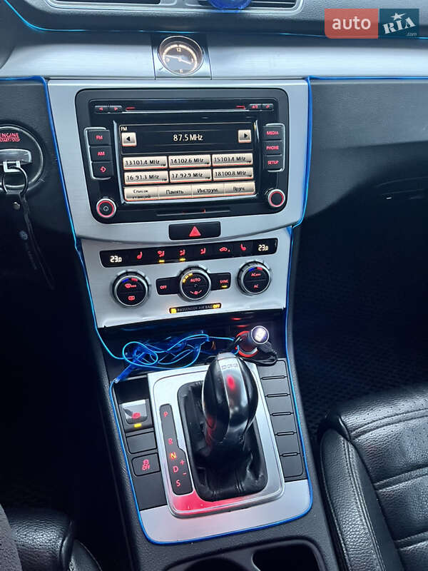 Купе Volkswagen CC / Passat CC 2012 в Сумах