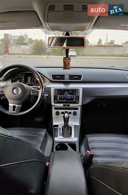 Купе Volkswagen CC / Passat CC 2012 в Дніпрі