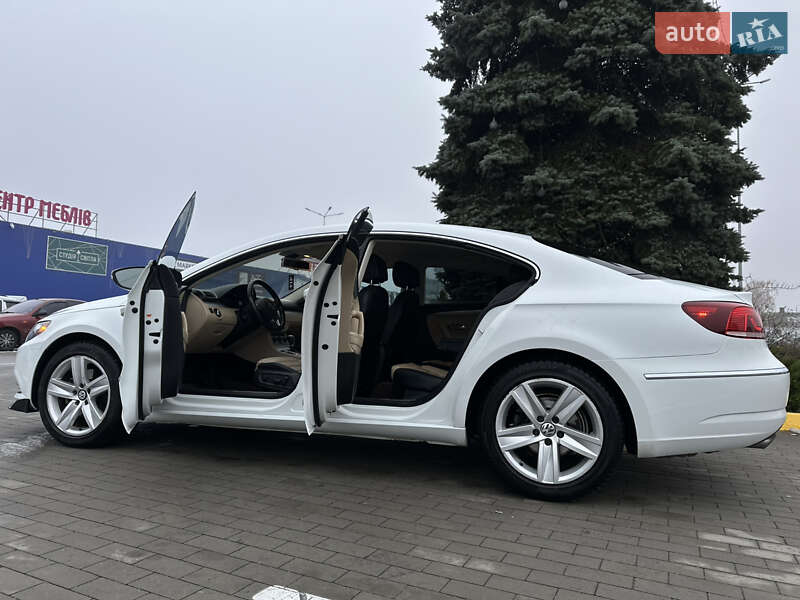 Купе Volkswagen CC / Passat CC 2015 в Вінниці