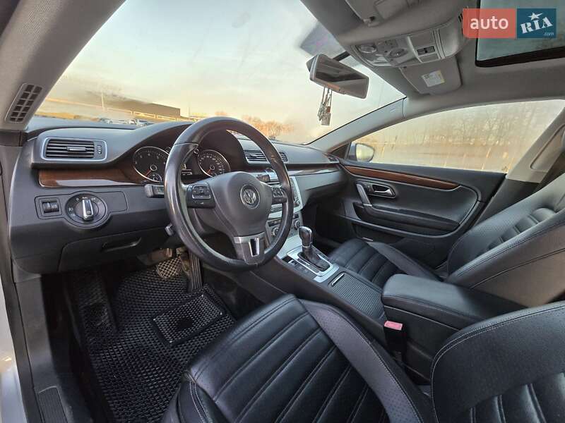Купе Volkswagen CC / Passat CC 2011 в Днепре