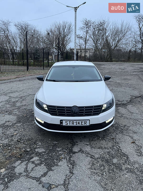 Купе Volkswagen CC / Passat CC 2012 в Запоріжжі