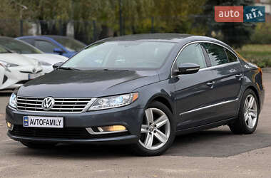 Купе Volkswagen CC / Passat CC 2012 в Киеве