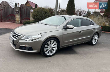 Купе Volkswagen CC / Passat CC 2010 в Могилев-Подольске