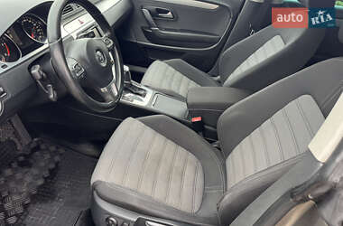 Купе Volkswagen CC / Passat CC 2010 в Могилев-Подольске