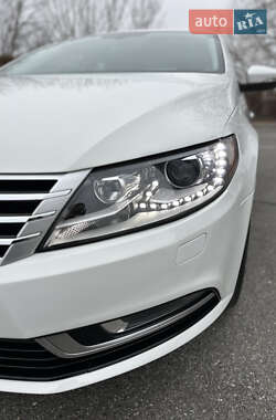 Купе Volkswagen CC / Passat CC 2012 в Києві